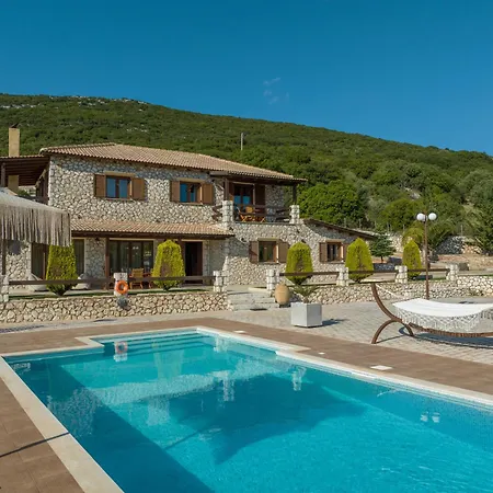 Piedra Villa *